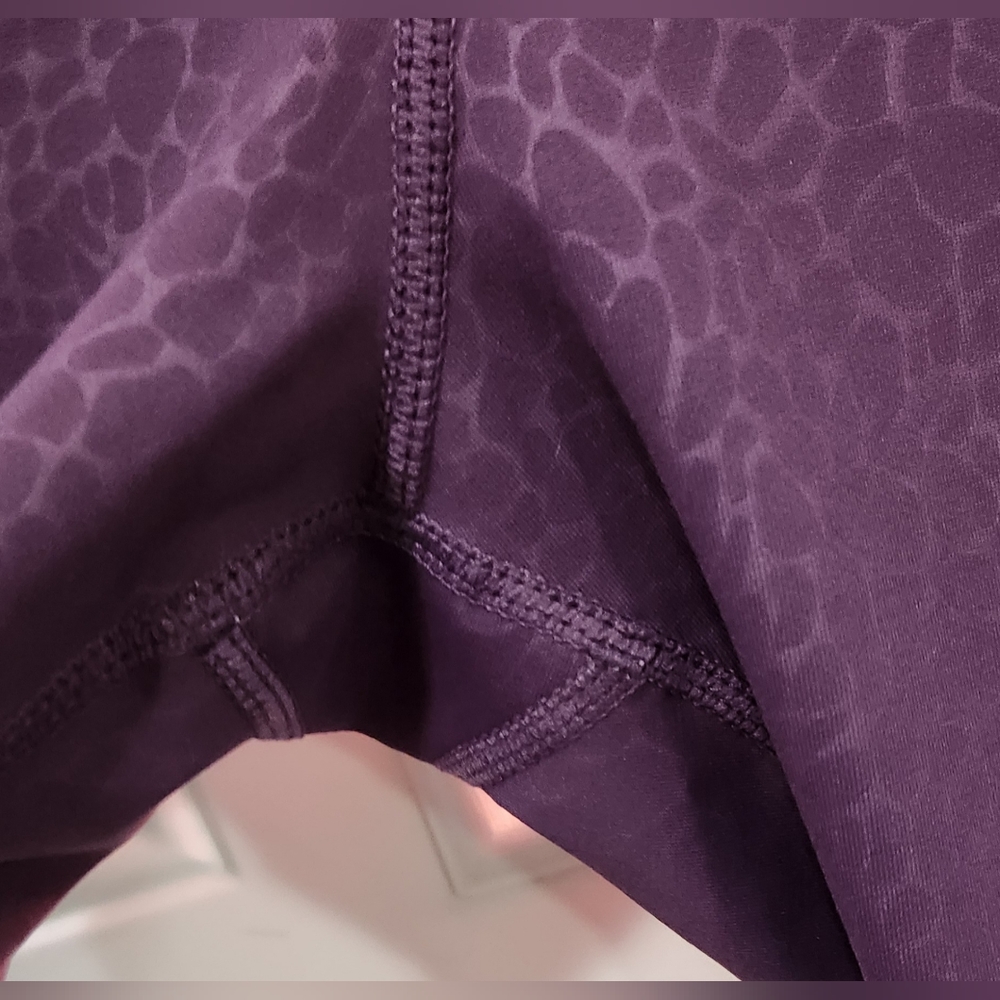 Zyia purple capri leggings women's size 12-14 - Picture 6 of 6